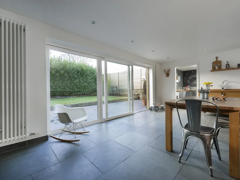 Sliding Windows — Gallery West Ealing